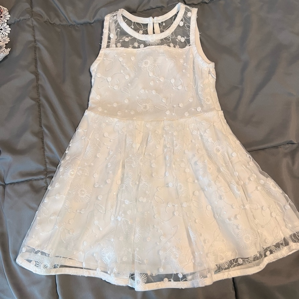 3/$20 Beautees flower girl dress